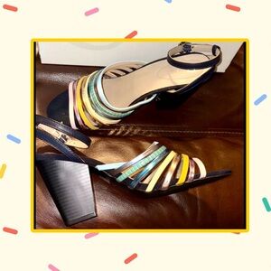 🎁🆕🎁Comfort EST. 1946 Colorful Strappy Sandals Sz 8